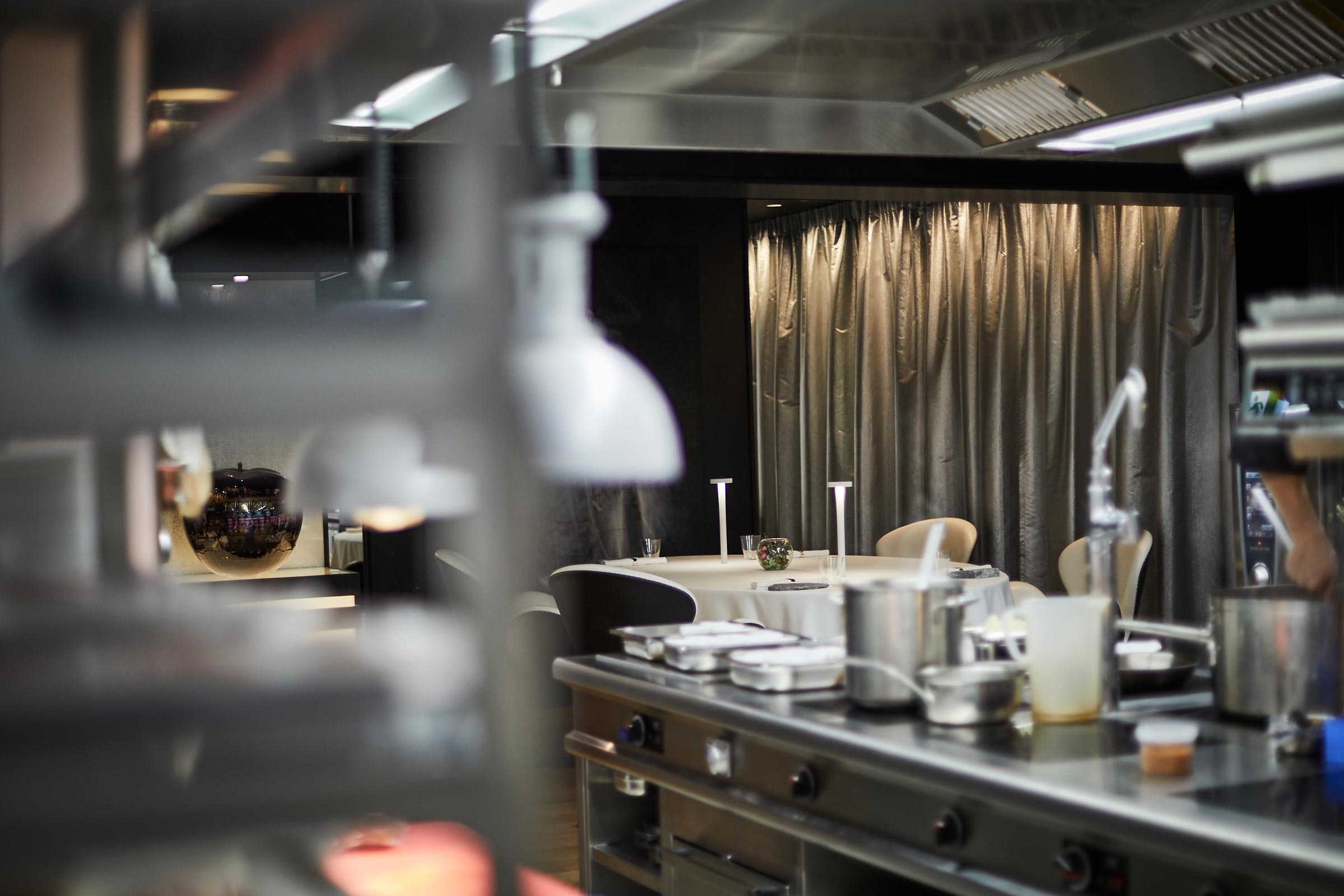 7132 Hotel Scenic Retreats Vals Cristal TISCH 9488