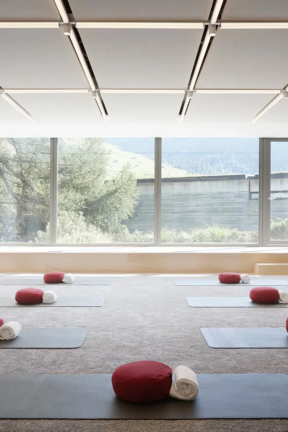 Yoga @7132